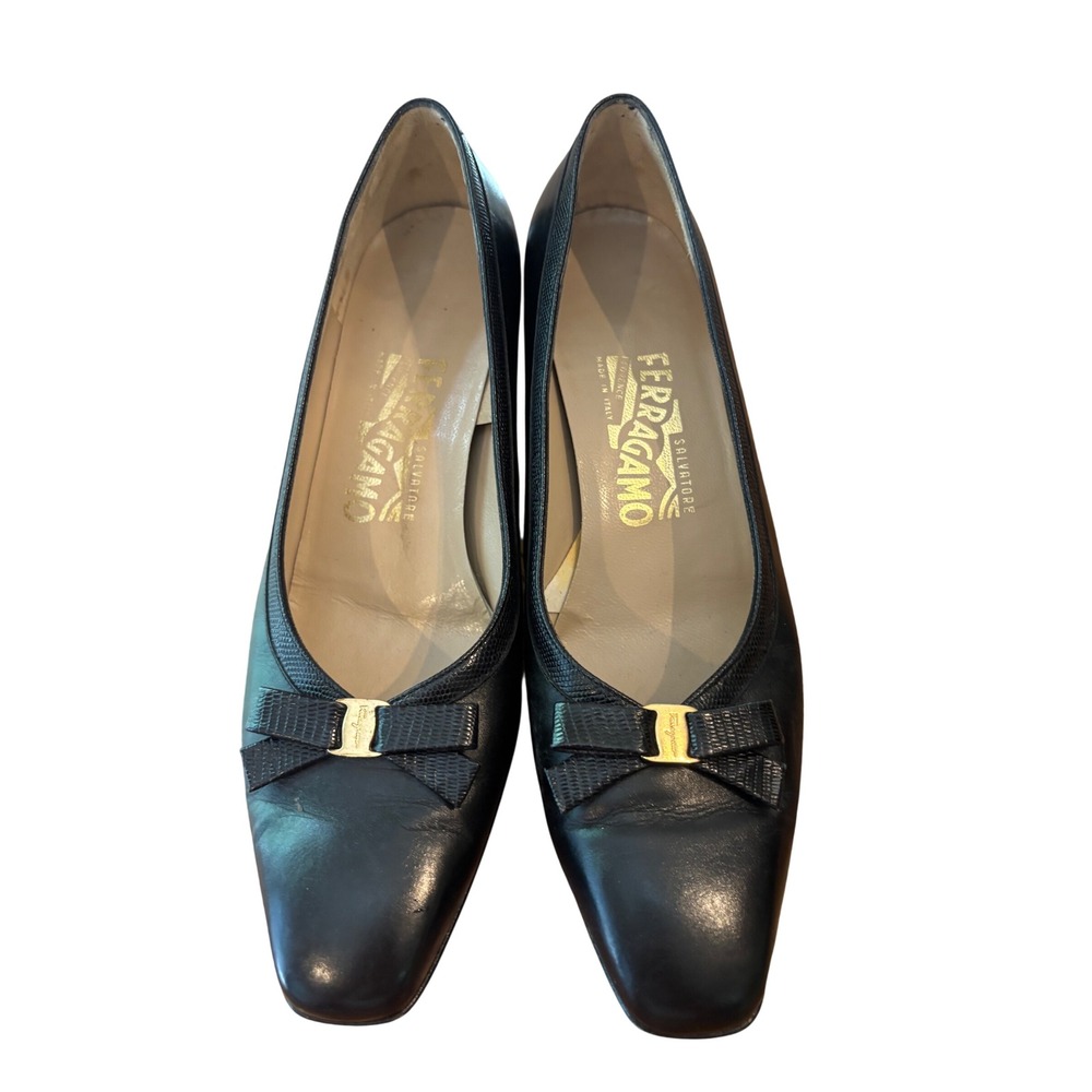 Salvatore Ferragamo Black Leather Vara Bow Block Heel Pumps Square Toe 8 B